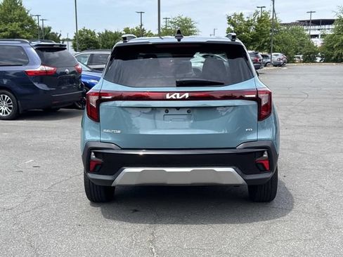 Used 2024 Kia Seltos S AWD/4WD image 3
