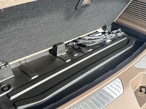 Certified 2022 GMC Yukon Denali image 15