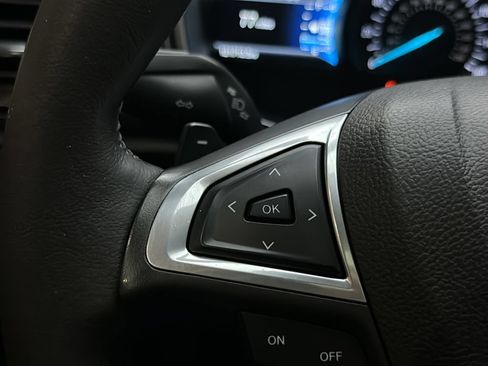 Used 2016 Ford Fusion SE w/ Equipment Group 202A AWD/4WD image 26