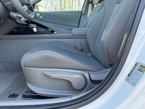 New 2026 Hyundai Elantra SEL Sport Premium FWD image 15