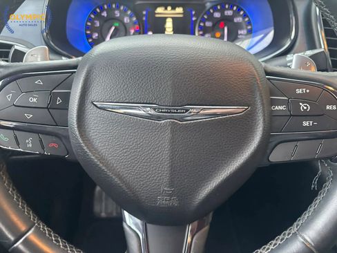 Used 2015 Chrysler 200 S image 24