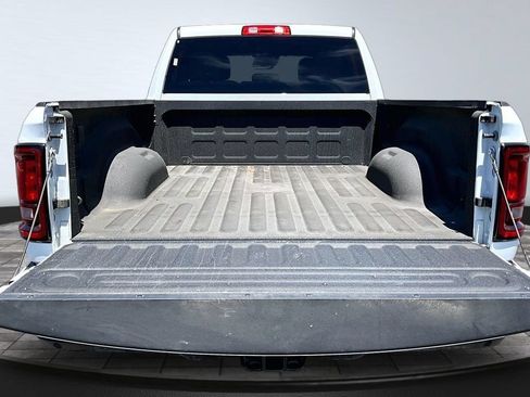 Certified 2026 RAM 2500 Big Horn AWD/4WD image 25