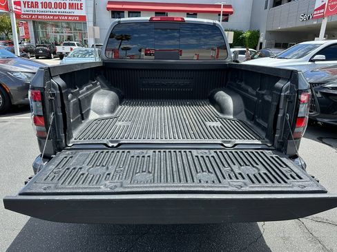 Used 2025 Nissan Frontier SV w/ Tow Package AWD/4WD image 21
