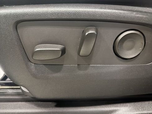 Used 2022 GMC Sierra 1500 Elevation w/ Elevation Premium Package image 23