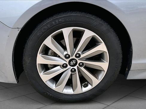 Used 2017 Hyundai Sonata Sport w/ Value Edition Package 02 image 10