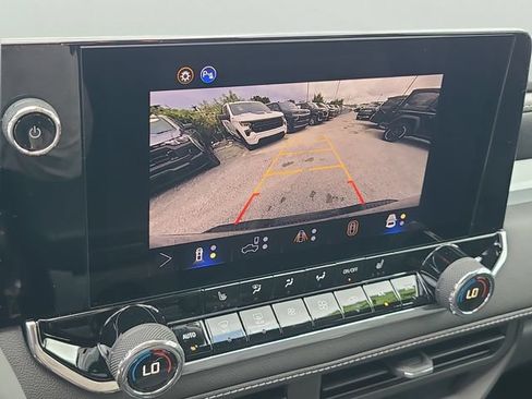 New 2026 Chevrolet Colorado LT w/ LT Convenience Package AWD/4WD image 27