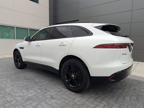Used 2022 Jaguar F-PACE S image 6