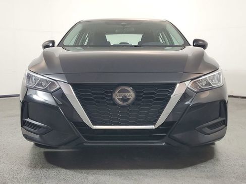 Used 2021 Nissan Sentra SV image 2