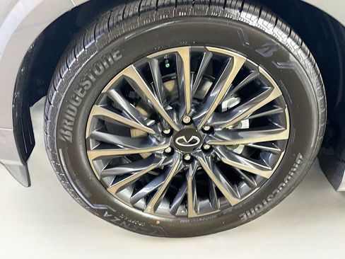 New 2026 INFINITI QX80 Autograph AWD/4WD image 41