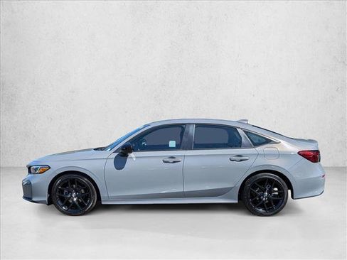 Used 2025 Honda Civic Sport image 9