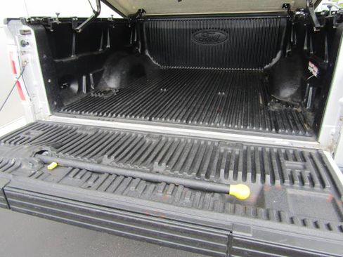 Used 2009 Ford F150 XLT RWD image 10