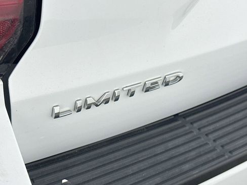 Used 2021 Ford Expedition Limited image 47