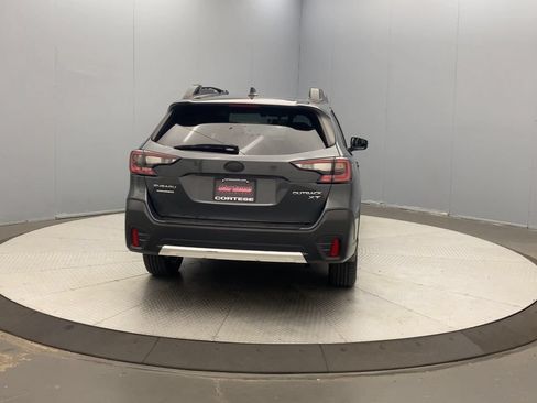 Used 2021 Subaru Outback Limited XT AWD/4WD image 4