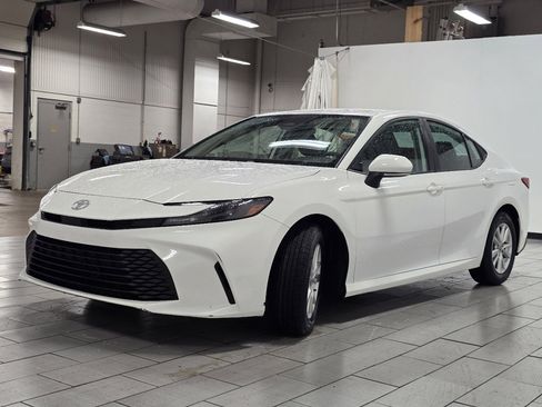 Certified 2025 Toyota Camry LE FWD image 11