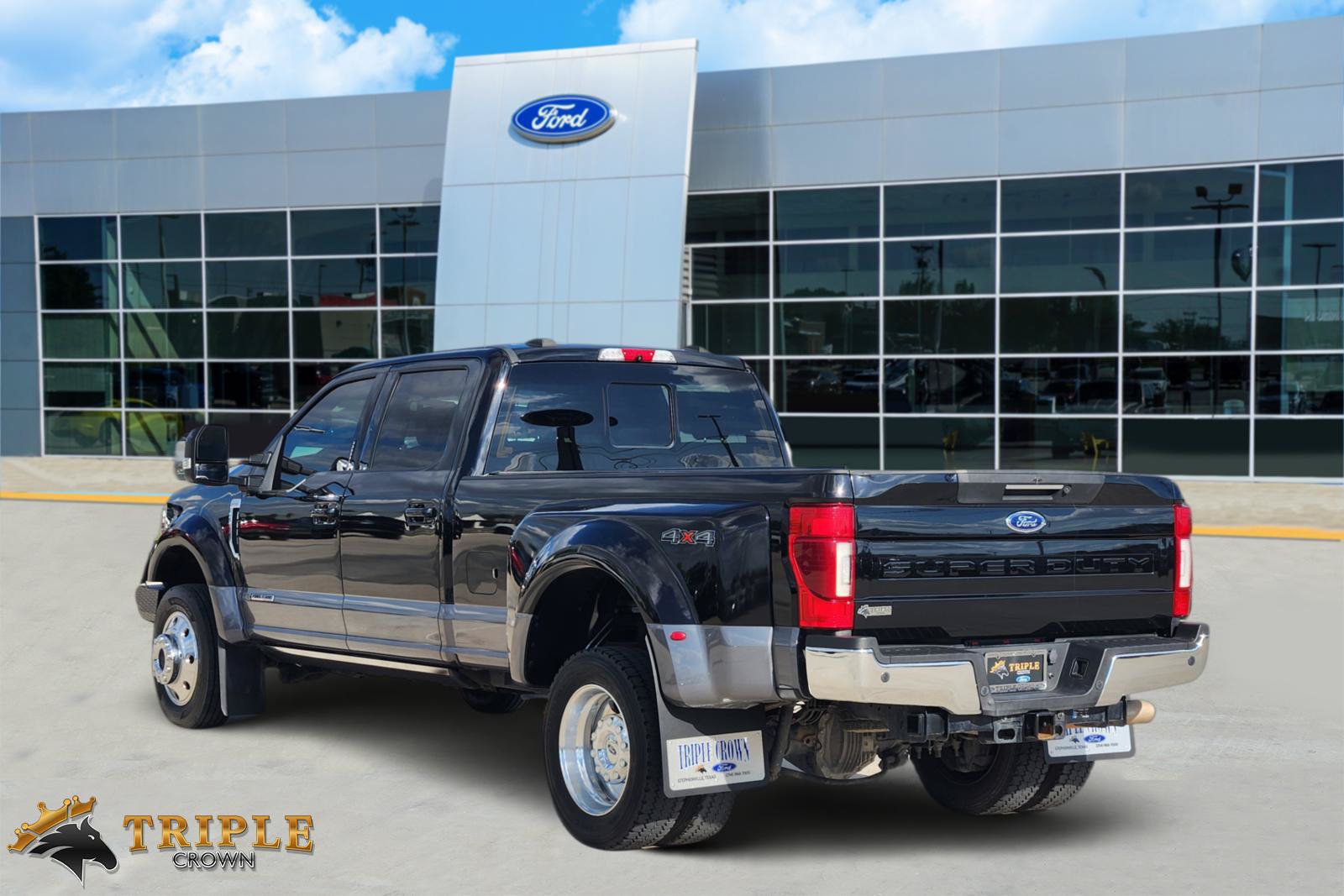 Used 2022 Ford F450 Lariat w/ Lariat Ultimate Package AWD/4WD image 4