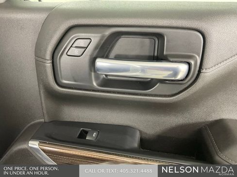 Used 2022 Chevrolet Silverado 1500 LT AWD/4WD image 22