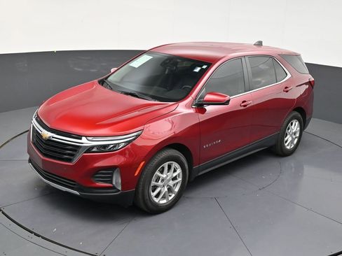 Used 2024 Chevrolet Equinox LT FWD image 12