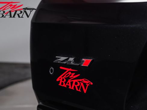 Used 2018 Chevrolet Camaro ZL1 RWD image 13