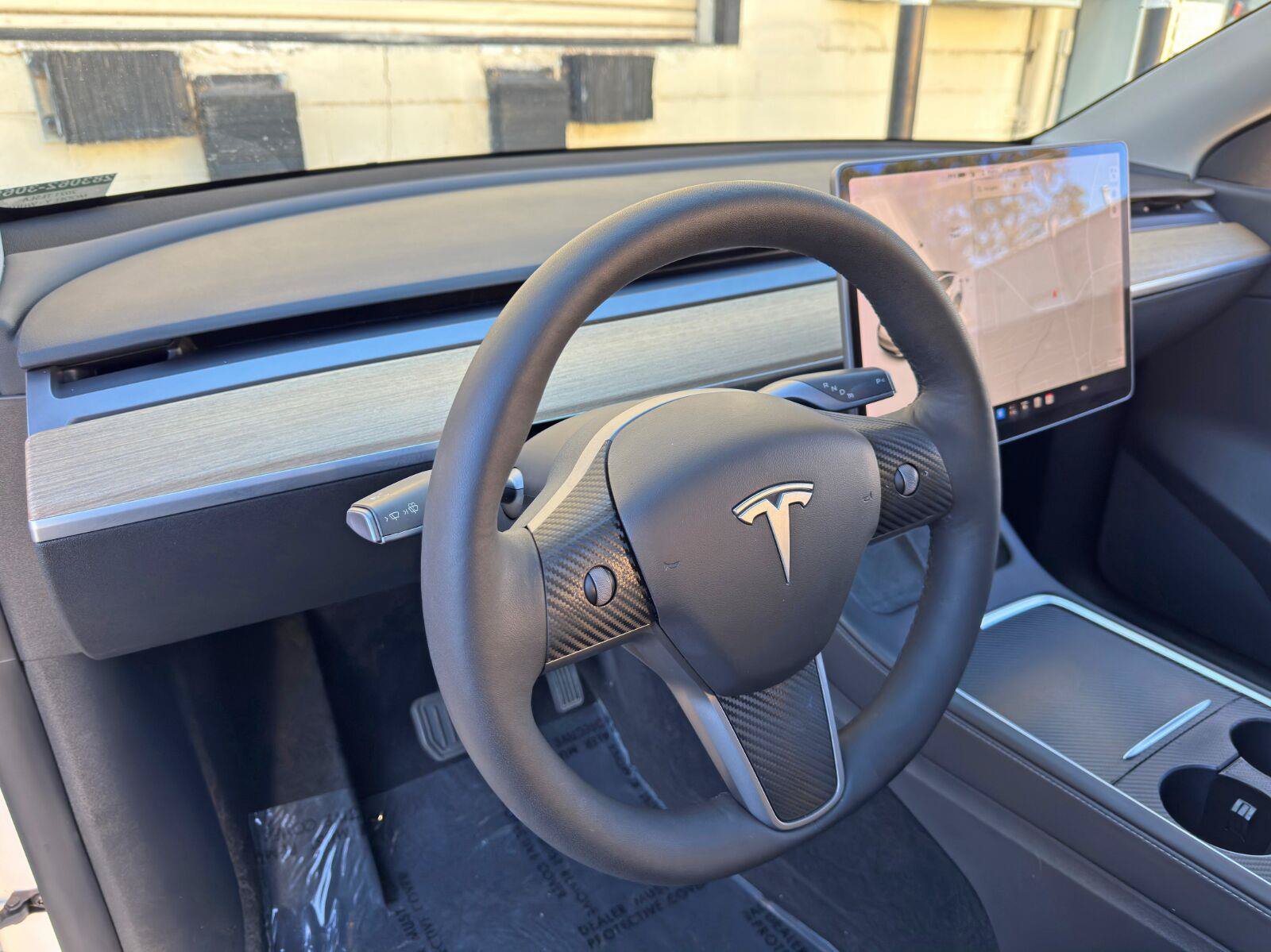 Used 2021 Tesla Model Y Long Range AWD/4WD image 14