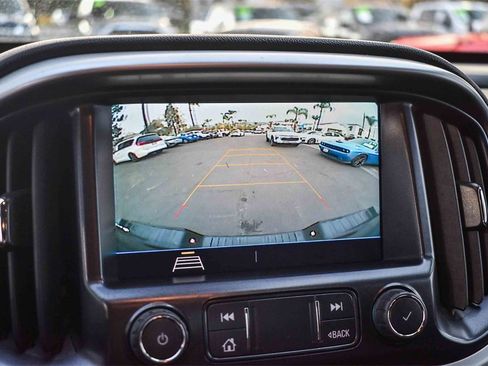 Used 2022 Chevrolet Colorado LT w/ Fleet Safety Package image 23