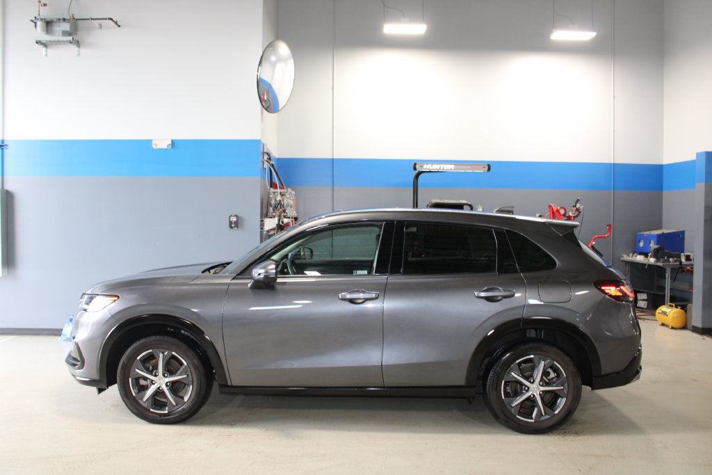 Used 2024 Honda HR-V EX-L image 9
