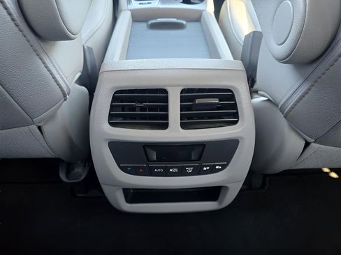 Used 2017 Honda Pilot EX-L image 29