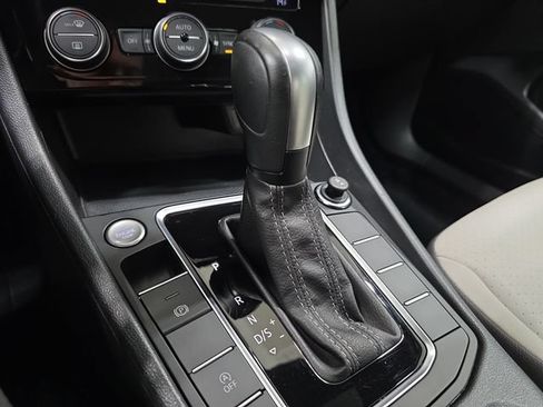 Used 2021 Volkswagen Jetta R-Line FWD image 23