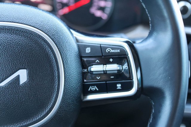 Used 2022 Kia Sorento EX w/ Panoramic Sunroof Package FWD image 32