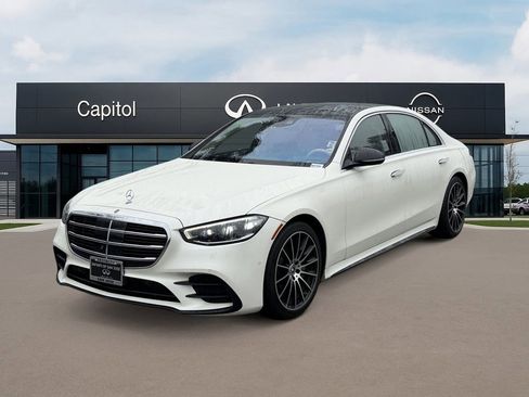 Used 2022 Mercedes-Benz S 500 4MATIC image 1