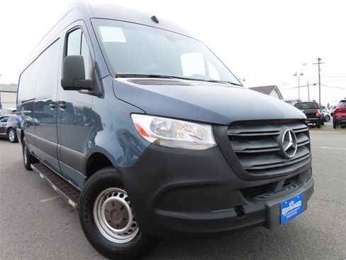 Used 2019 Mercedes-Benz Sprinter 170 image 3