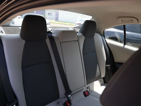 Used 2022 Toyota Corolla LE FWD image 27
