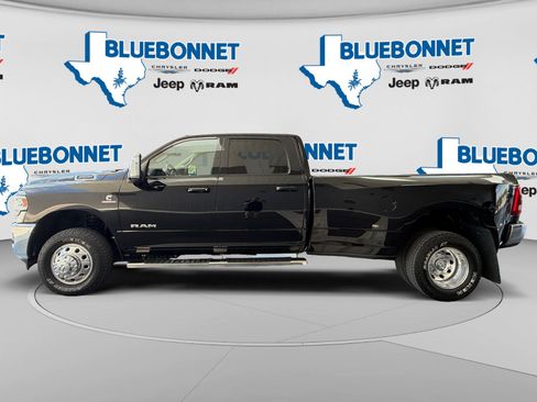 Certified 2024 RAM 3500 Laramie w/ Towing Technology Group AWD/4WD image 8