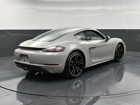 New 2025 Porsche 718 Cayman image 8