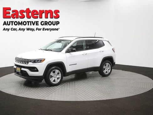 Used 2022 Jeep Compass Latitude w/ Convenience Group AWD/4WD image 56