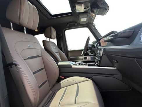 Used 2024 Mercedes-Benz G 63 AMG 4MATIC w/ Seat Comfort Package image 17