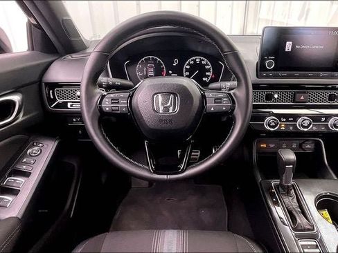 Certified 2025 Honda Civic Sport image 5