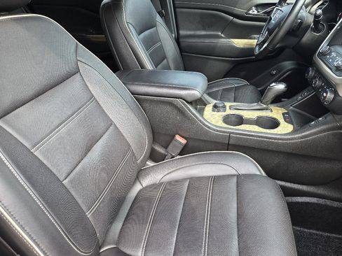 Used 2019 GMC Acadia Denali w/ Technology Package image 19