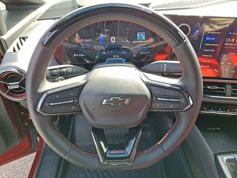 Used 2025 Chevrolet Equinox EV RS image 20