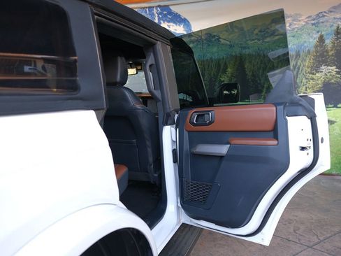 Used 2022 Ford Bronco Outer Banks AWD/4WD image 29