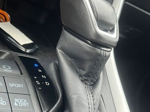 Used 2022 Toyota RAV4 XLE Premium AWD/4WD image 45