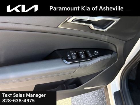 Used 2025 Kia Sportage EX w/ EX Premium Package AWD/4WD image 25
