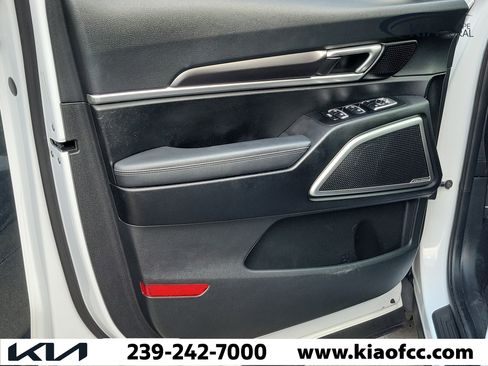 Certified 2023 Kia Telluride LX FWD image 25