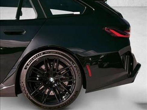 New 2026 BMW M5 Touring image 20