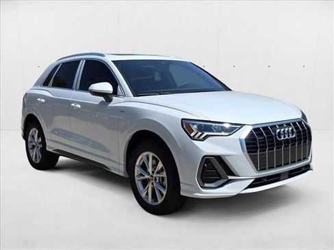 New 2025 Audi Q3 2.0T Premium image 3