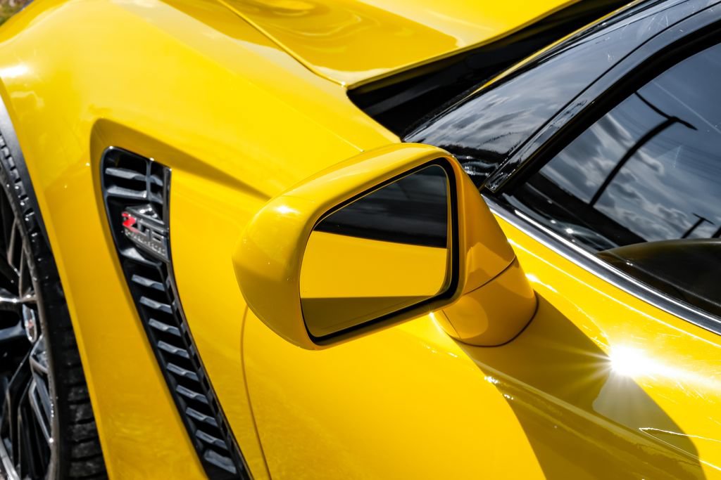 Used 2015 Chevrolet Corvette Z06 w/ 2LZ Preferred Equipment Group RWD image 45