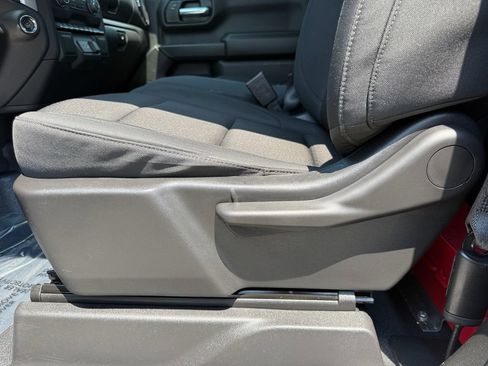 Used 2025 Chevrolet Silverado 1500 W/T RWD image 10