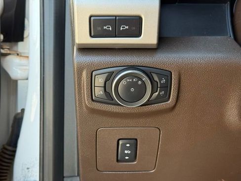 Used 2015 Ford F150 King Ranch w/ Equipment Group 601A Luxury image 32