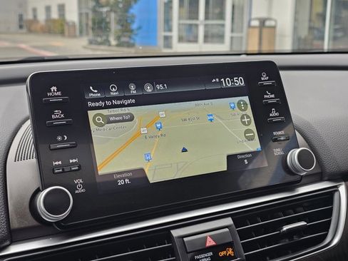 Used 2020 Honda Accord Touring image 23