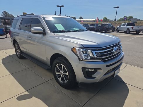 Used 2021 Ford Expedition XLT AWD/4WD image 7