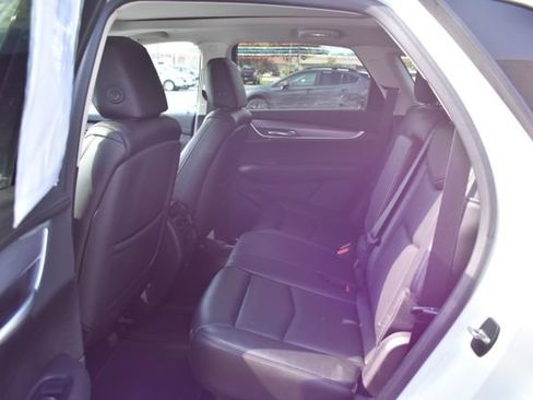 Used 2017 Cadillac XT5 Luxury w/ Driver Awareness Package FWD image 34